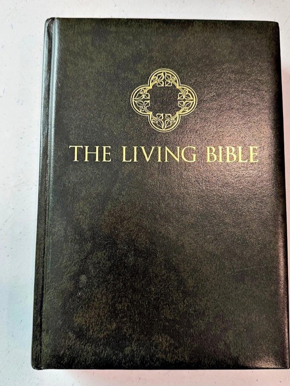 The Living Bible Paraphrased Large Print Green Padded Hardcover Indexed